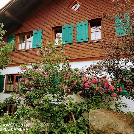 Alpenstyle Mit Südbalkon In Geisteier's Hüs Apartamento