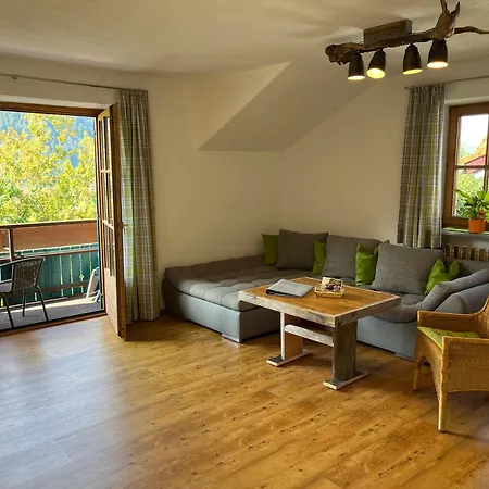 Alpenstyle Mit Suedbalkon In Geisteier's Hues Apartment